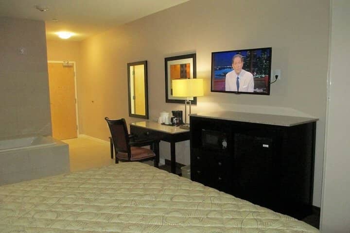 Room 26 of 49