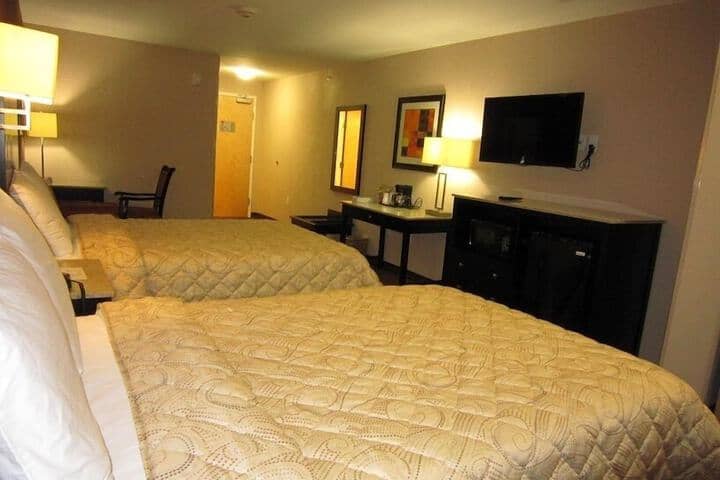 Room 11 of 49