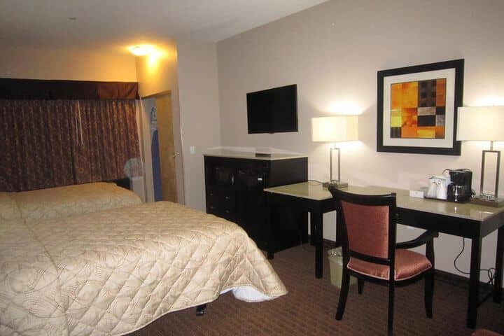 Room 15 of 49